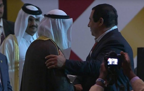 Video. ՄՕԿ նախագահը Գագիկ Ծառուկյանին պարգևատրել է բարձրագույն պարգևով