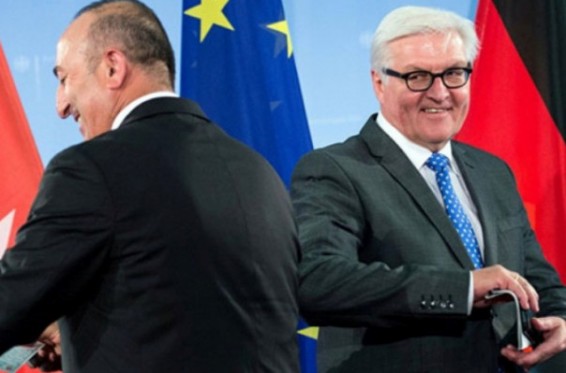 Չավուշօղլուն Շտայնմայերի հետ հանդիպման ժամանակ քննադատել է Բունդեսթագի կողմից Ցեղասպանության վերաբերյալ բանաձևի ընդունումը