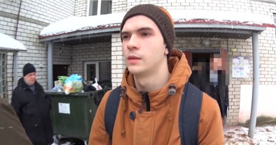 Опубликовано видео задержания модератора 