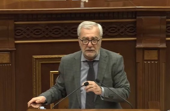 Ես կյաժ չեմ, սպիտակ եմ. Անդրանիկ Քոչարյան (Տեսանյութ)