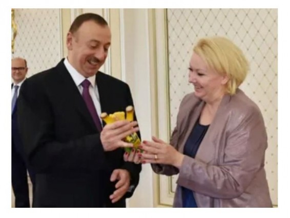 Nordkurier: Покойный депутат немецкого парламента при жизни продалась режиму Алиева