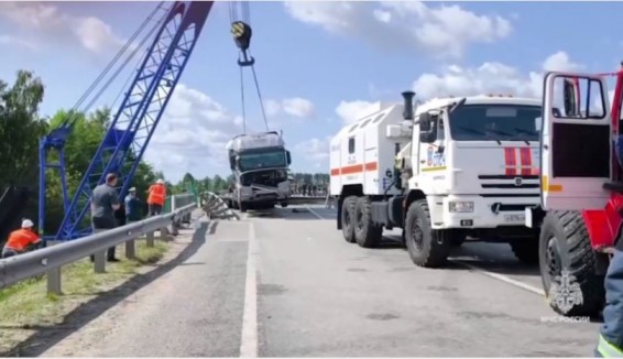 Богомаз: число пострадавших при обрушении моста в Брянской области достигло 104