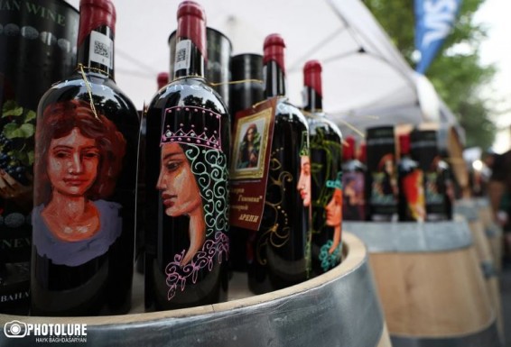 Ежегодный винный фестиваль Yerevan Wine Days открылся в Ереване