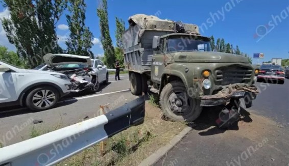 Խոշոր ու շղթայական ավտովթար․ բախվել է 7 մեքենա