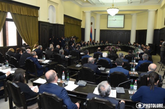 Սիրիահայերի մեքենաների մաքսազերծման համար Կառավարության պահուստային ֆոնդից կհատկացվի 233 մլն դրամ
