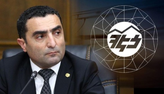 Ռոմանոս Պետրոսյանը 20 հազար դրամը փորձում է որպես նախընտրական լավություն ծախել ՀԷՑ աշխատակիցների վրա