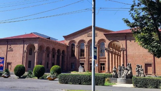 У партии Пашиняна нет достойного кандидата на выборы в Вагаршапате: СМИ о планах оппозиции