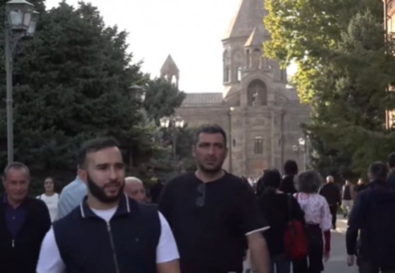 Паломничество в Эчмиадзин в знак поддержки Святой Армянской Апостольской церкви прошло в Армении