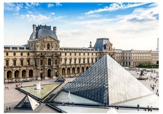 Прокурор Парижа: Ограбление Лувра совершили мелкие преступники, а не профессионалы