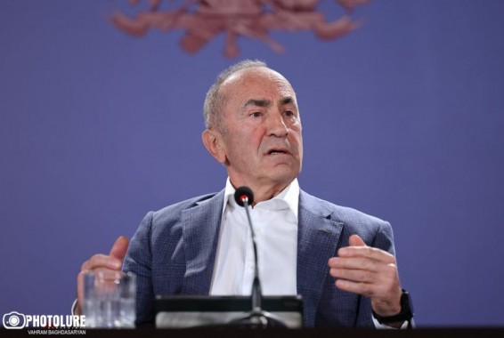 Кочарян: право на возвращение в Арцах нужно отстаивать на международных площадках и менять политику в Армении