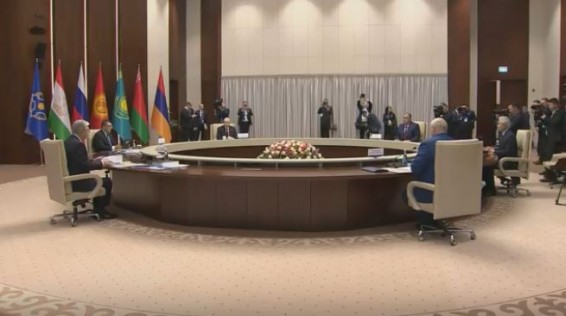 В Бишкеке проходит саммит ОДКБ с участием президентов 5 стран