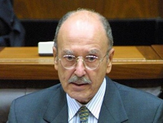 90 տարեկանոմ վախճանվել է Հունաստանի նախկին նախագահ Կոնստանտինոս Ստեֆանոպուլոսը