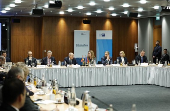 Премьер-министр Республики Армения встретился с группой немецких бизнесменов и представителями экономических ассоциаций Германии