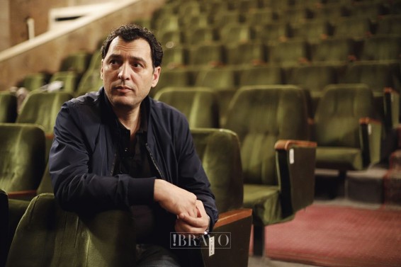 Ավինյանի որոշմամբ և ցածրիկ էշելոններում խլվլացող չինովնիկների հուշումով լուծարվել է Պատանի հանդիսատեսի թատրոնում ռեժիսորի հաստիքը. Դավիթ Հարությունյան