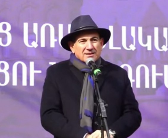 Սկսել ենք քայլել մեր փրկիչ Հիսուս Քրիստոսի նախանշած ուղով. Փաշինյան