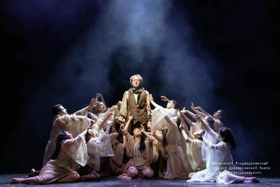 «Ծիծաղելի մարդու երազը» համանուն ստեղծագործության պլաստիկ դրաման բարձրացավ բեմ