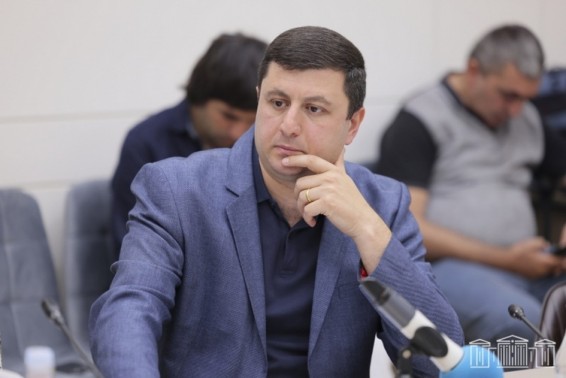 ՀՀԿ-ն օրակարգ թելադրելու և փողոցը վերահսկելու իր տարբերակն ունի. Տիգրան Աբրահամյան