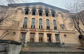 «Կանազ»-ի շենքն անզգուշությամբ հրկիզած անչափահասներից 2-ը քոլեջի ուսանողներ են, 1-ը՝ դպրոցական