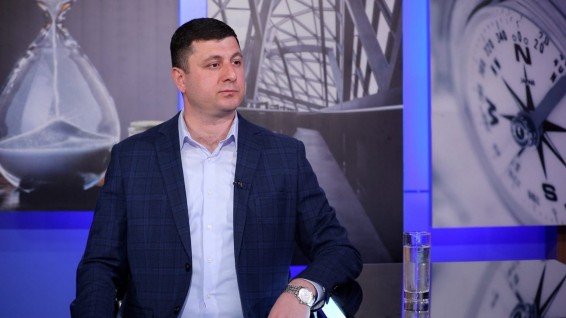 ՊՆ և ԳՇ ղեկավար կազմի կյանքն ու ծառայությունը երևի 2018-ից է սկսվել․ հենց դրա համար էլ ապրիլի 2-ին Եռաբլուր չեն գնում. Տիգրան Աբրահամյան