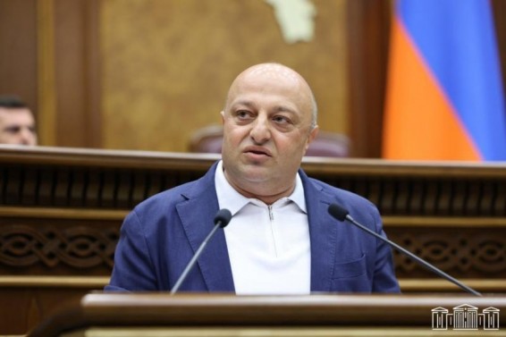 Պատգամավոր Արթուր Սարգսյանը կշարունակի մնալ տնային կալանքում