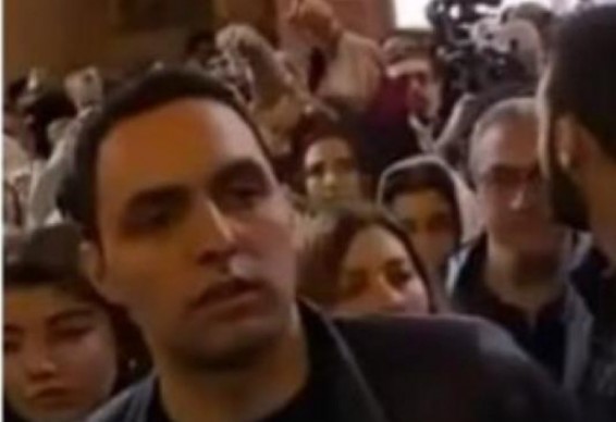 Դավիթի վիճակն այս պահին կրիտիկական է. մի խումբ մայրեր նստացույց են անում Գլխավոր դատախազության դիմաց