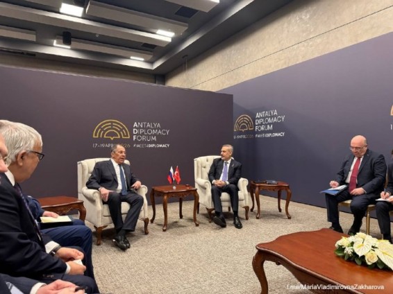 Լավրովն ու Ֆիդանը քննարկել են Մերձավոր Արևելքում և Պարսից ծոցում տիրող իրավիճակը