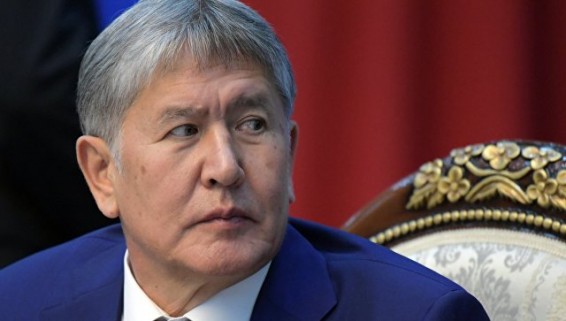 Атамбаев заявил, что через год уйдет с поста президента Киргизии