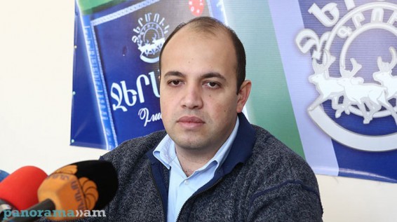 Грант Мелик-Шахназарян: Армянская сторона должна ужесточить позицию в работе с сопредседателями МГ ОБСЕ