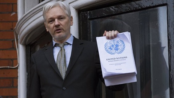 Ассанж: Россия не передавала WikiLeaks письма Подесты и Демпартии США