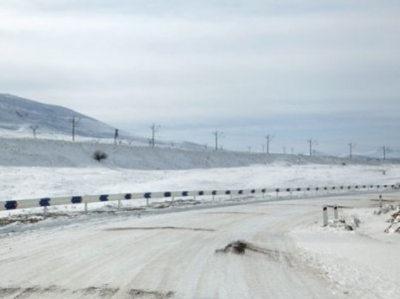 Լարսի ճանապարհը բաց է բոլոր մեքենաների համար. Ռուսաստանի հատվածում կան 77 կուտակված բեռնատարներ