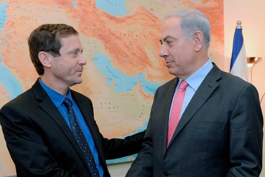 Իսրայելի ընդդիմության առաջնորդը Նեթանյահուին կոչ է արել հրաժարական տալ