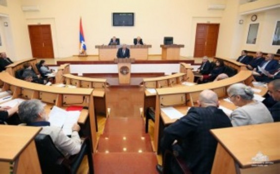Արցախի Ազգային ժողովում սահմանադրության նախագծի շուրջ քննարկումները կշարունակվեն հաջորդ տարի