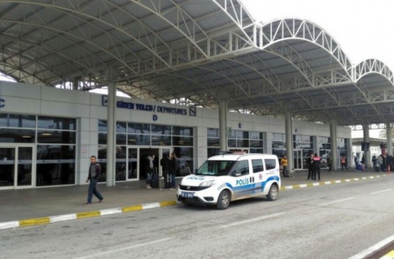 Անթալիայի օդանավակայանում իրարանցում է սկսվել ռումբի մասին բղավող սիրիացու պատճառով