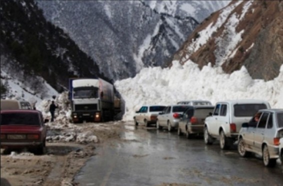 Անվաշղթաների կիրառման դեպքում՝ Ստեփանծմինդա-Լարսը բաց է բոլոր տրանսպորտային միջոցների համար