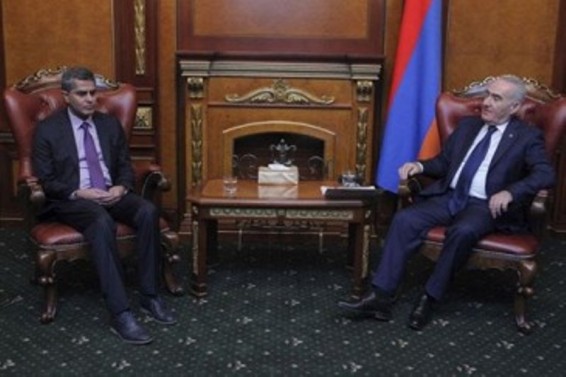 Գալուստ Սահակյանն ընդունել է Հնդկաստանի դեսպանին