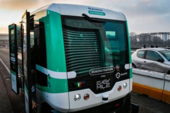 Փարիզում հայտնվել են առաջին անվարորդ ավտոբուսները