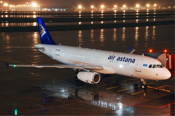 Борт Air Astana экстренно сел в аэропорту Шереметьево