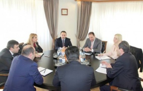 Սուրեն Կարայանը Լյուկ Դեվինյեի հետ քննարկել է ԵՄ-Հայաստան նոր շրջանակային համաձայնագիրը