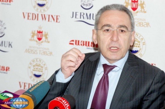 ՌԴ-ն արժեզրկեց ռուբլին, ունեցավ կենսամակարդակի վատացում, չեմ կարծում՝ դա է մեզ պետք. Հակոբ Հակոբյան