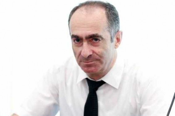 Մահացել է Արթուր Սարուխանյանը