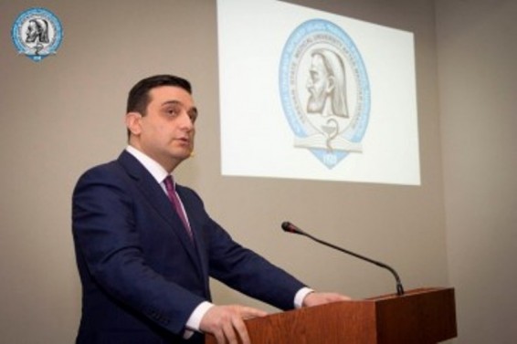 Պաշտոնավարման առաջին 100 օրն ամփոփվեց ուսանողների հետ