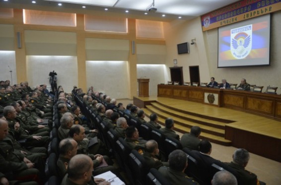 Յուրաքանչյուր հրամանատար իր մեջ համադրում է կառավարչի և առաջնորդի գործառույթներ. Վիգեն Սարգսյան