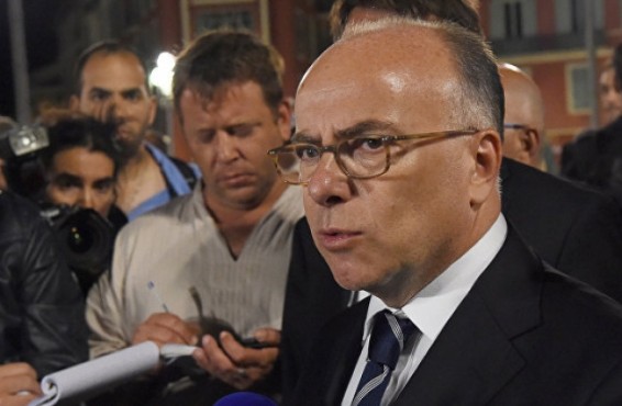 Ֆրանսիայի վարչապետը արշավ է սկսել Մարին Լե Պենի դեմ