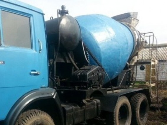 Բաքվում վարորդն ընկել է բետոնախառնիչի մեջ