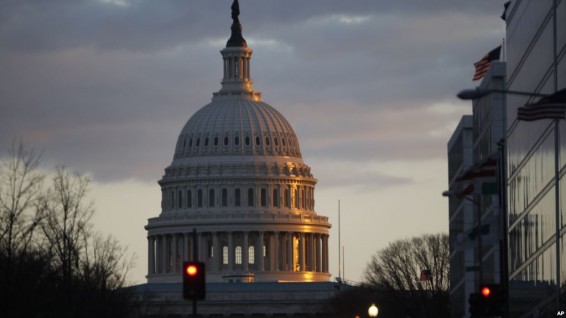 В Сенате США требуют назначить независимого спецпрокурора по расследованию связей окружения Трампа с Россией