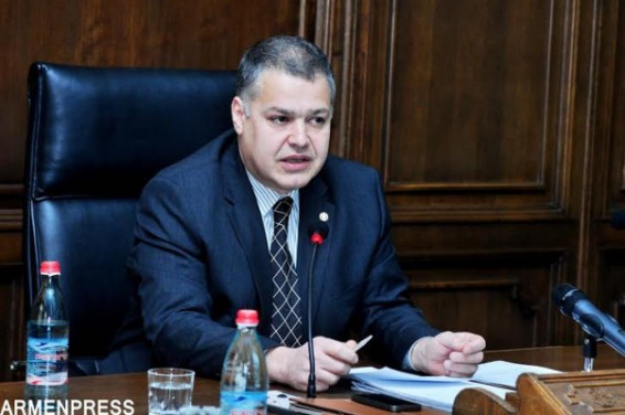 Մարտի 3-ին  թեկնածուների  պաստառների տեղադրումը չի կարող դիտվել որպես օրենքի խախտում.Դավիթ Հարությունյան