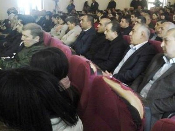 Բժիշկը դագաղ վաճառելու իրավունք չունի, եթե անում է` ղալաթ է անում. վարչապետը՝ ագարակցուն