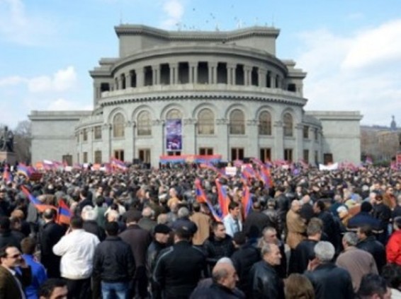 Հայ հասարակությունը հաստատ «80-ականների» չէ