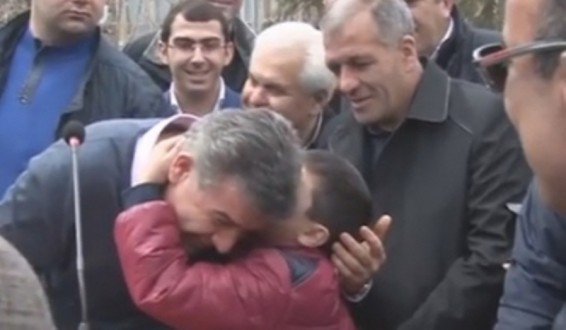 Ի՞նչ ասաց փոքրիկ տղան Կարեն Կարապետյանի ականջին