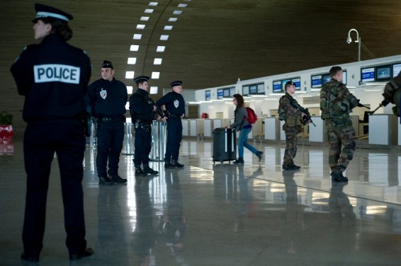 Ֆրանսիայի ոստիկանությունը ստուգումներ կսկսի Փարիզի օդանավակայանի անձնակազմի շրջանում